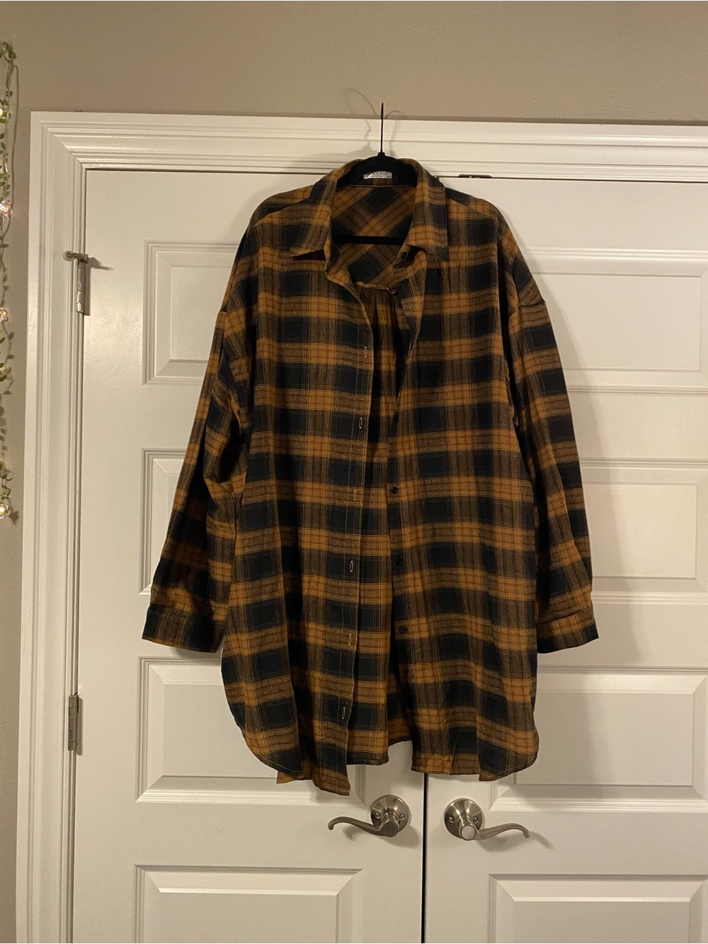 Women’s Oversized Orange and Black Plaid Button-Up Shirt Dress